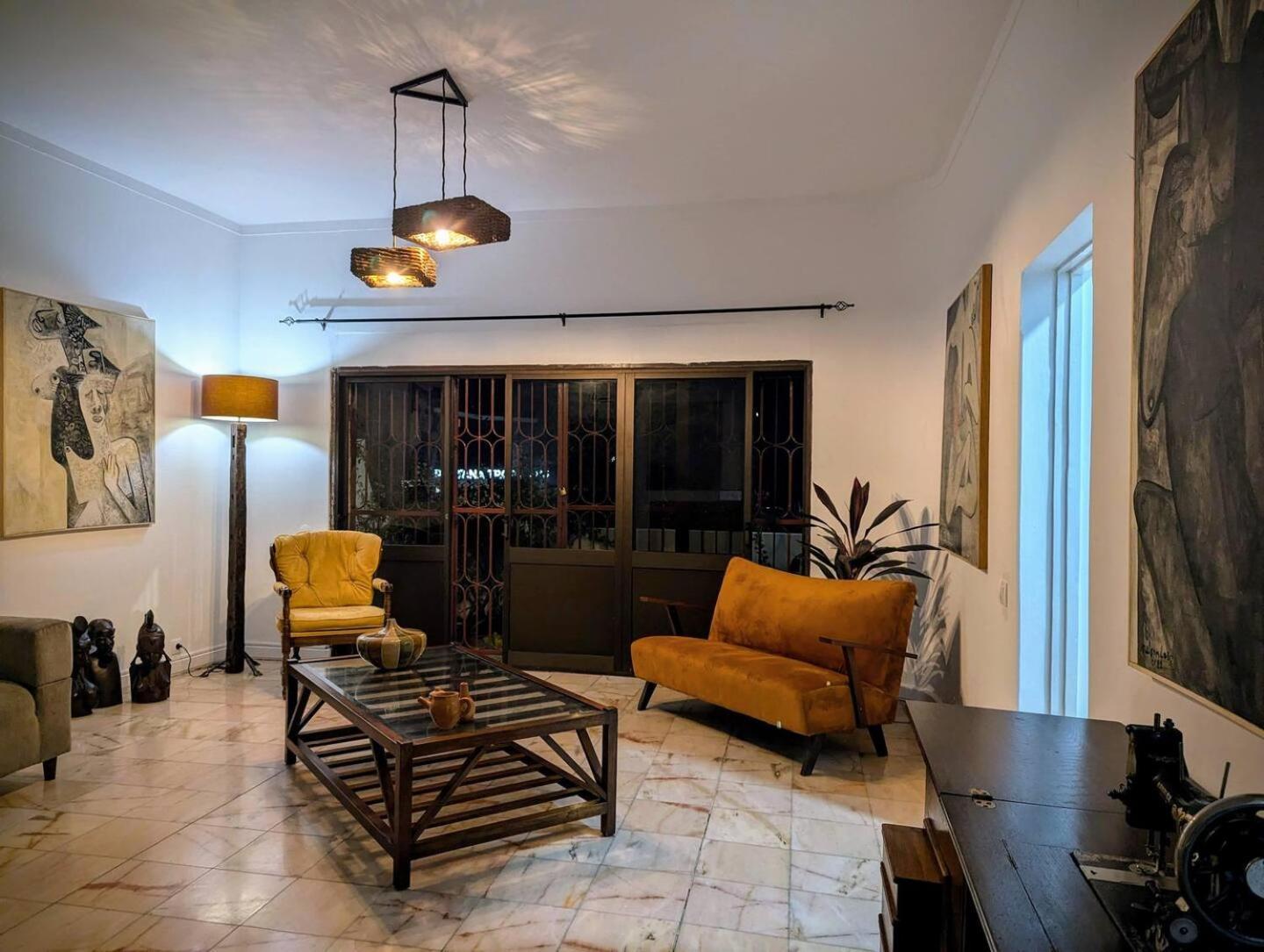 Casa Estrela - Sea & Art Guesthouse プライア エクステリア 写真